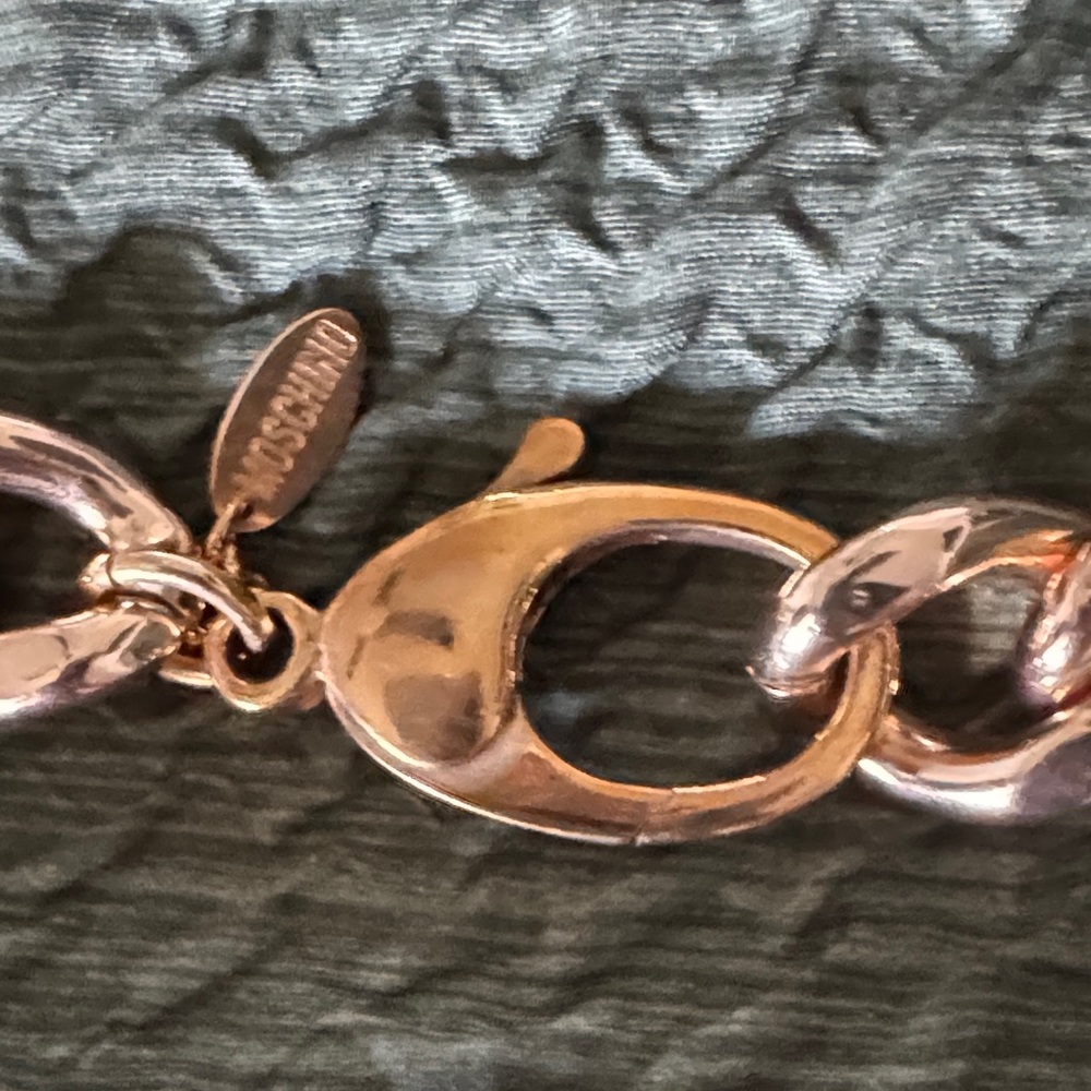 Accessories classification - Picture 7 of 7